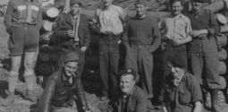 Archives dpartementales du Lot. Dans les dunes de la cte 40. Archives de l'Amicale des anciens de la pointe de Grave : 107 J 28