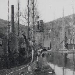 Ancienne usine à phosphate à Cénevières (34 Fi 2 / 1154)