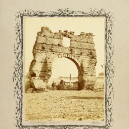 L'arc de Diane à Cahors. AD du Lot 