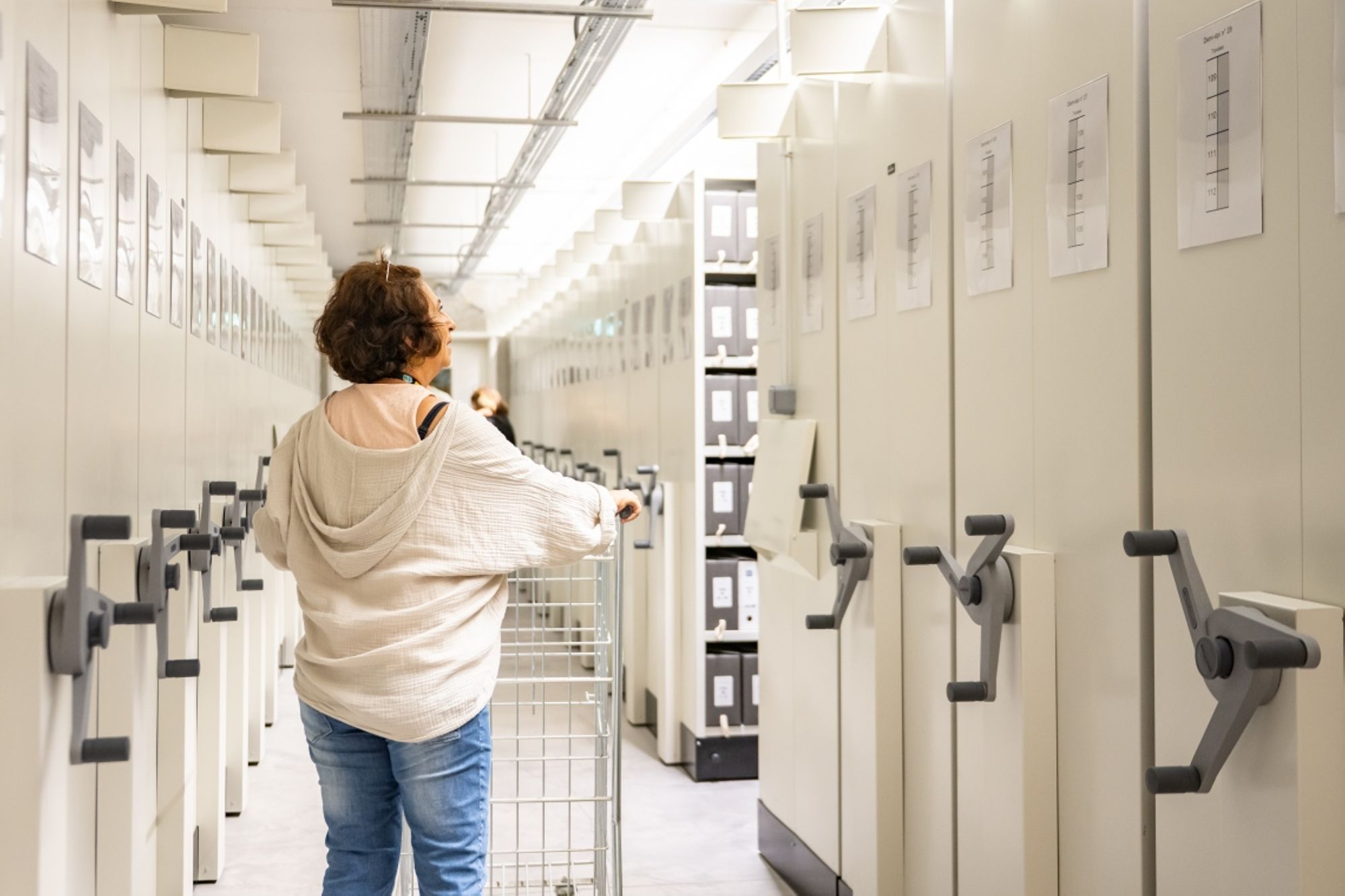 Le magasinage dans la nouvelle extension des Archives